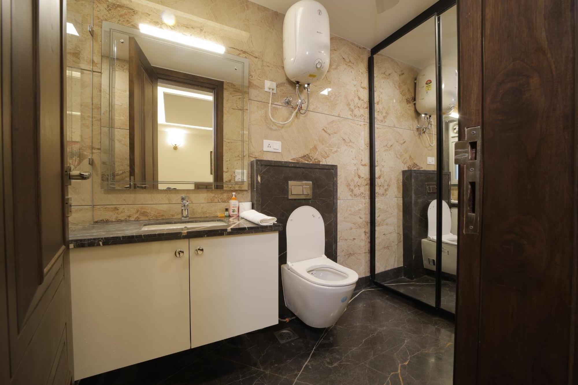 Bed and Breakfast Under My Roof Superio Nowe Delhi Zewnętrze zdjęcie